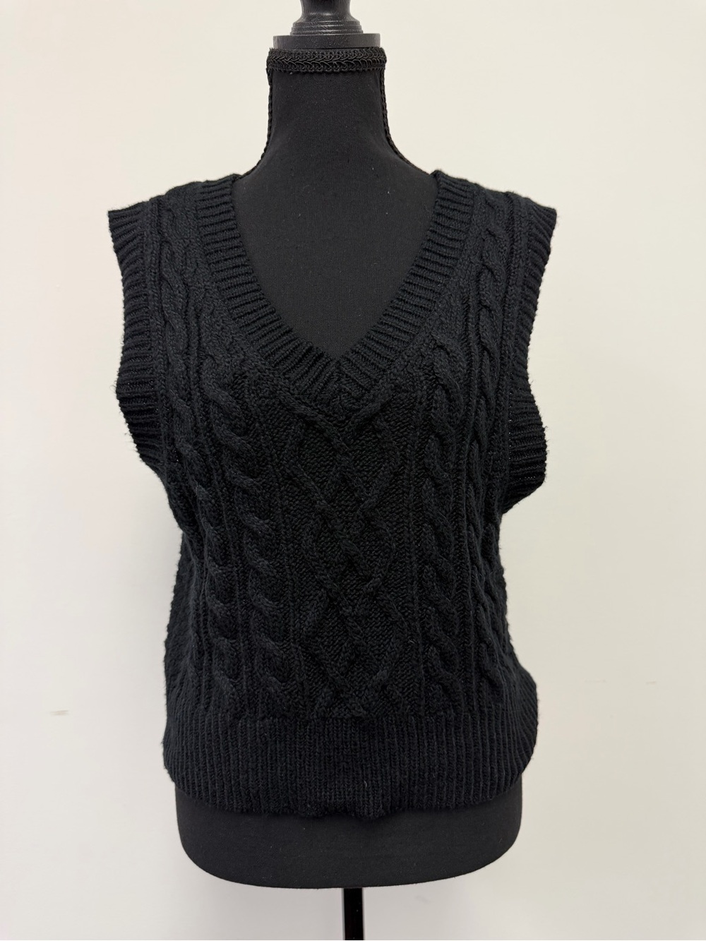 aerie Cable-Knit V-Neck Sweater Vest